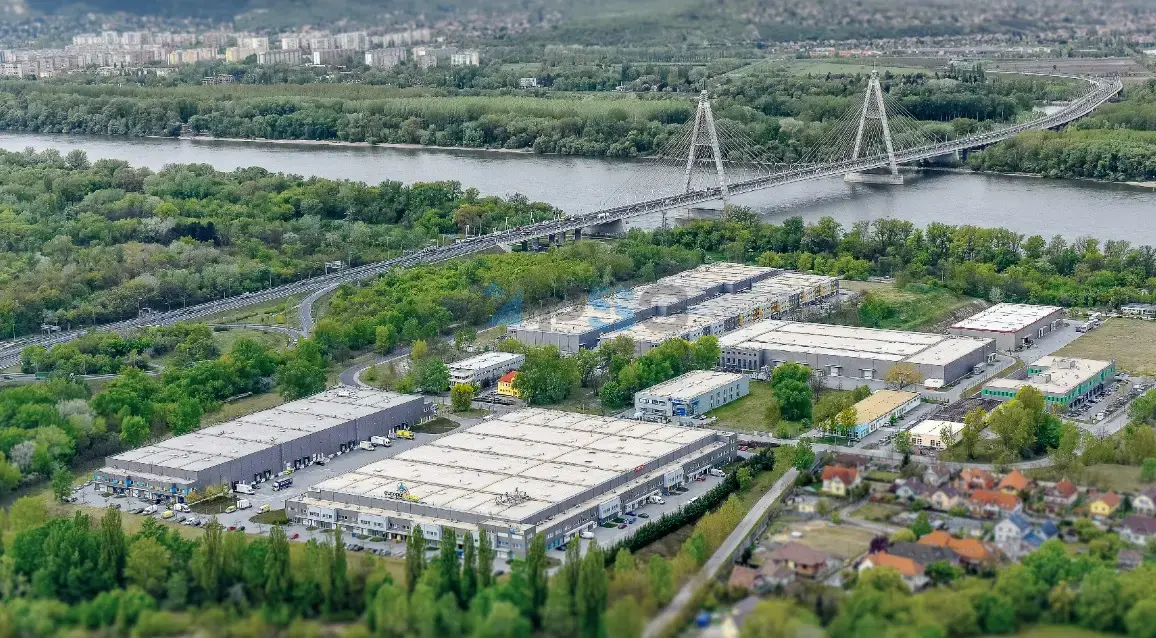 LOGIN Business Park