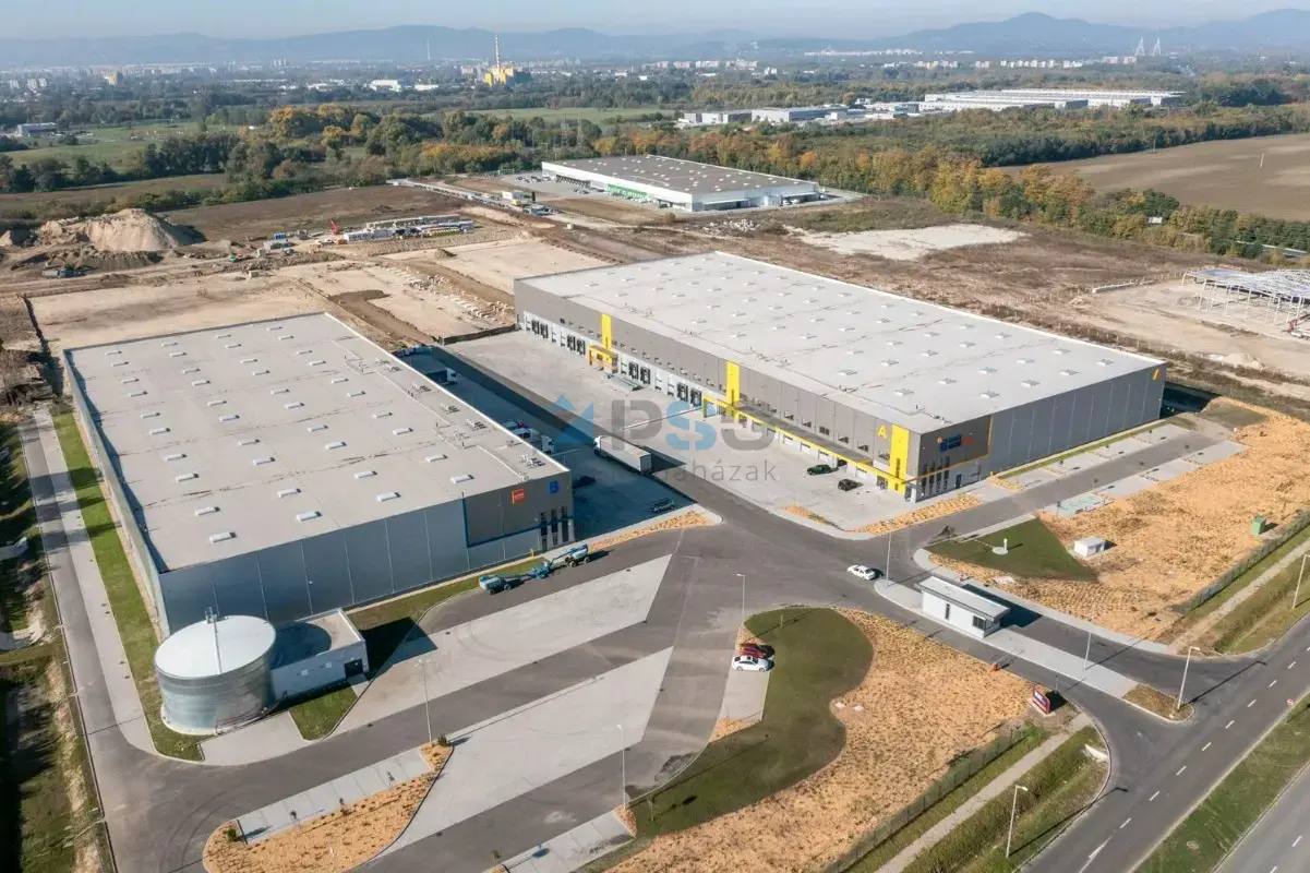 East Gate PRO Business Park
