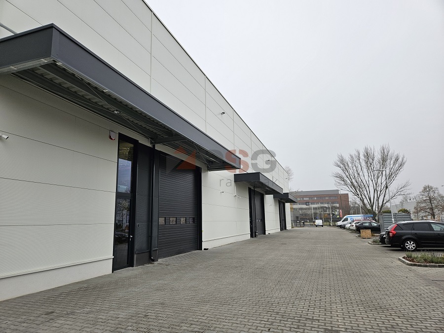 Bojtár raktár és iroda komplexum