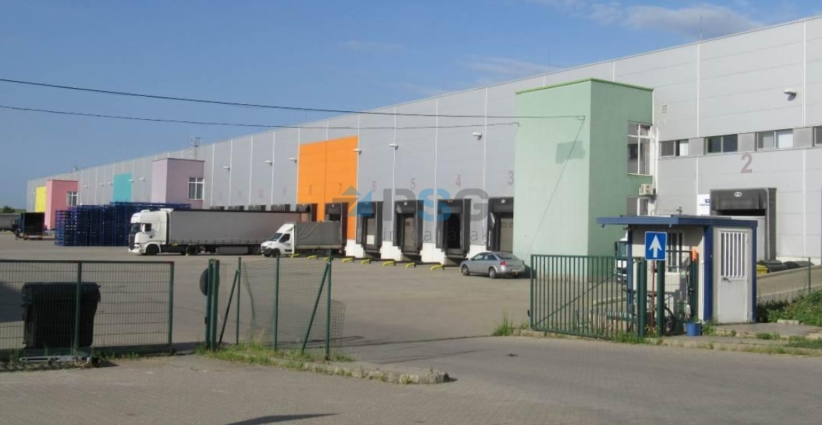 ÁRON ALUL 40 ha fejlesztési terület 2 raktárcsarnokkal ELADÓ!