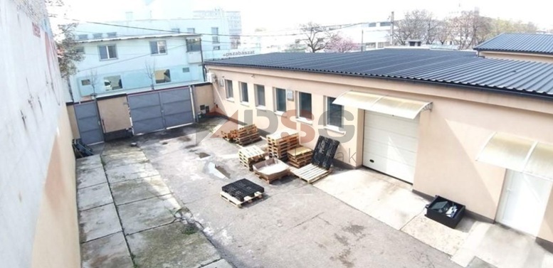 Eladó raktár a KÖKI közelében